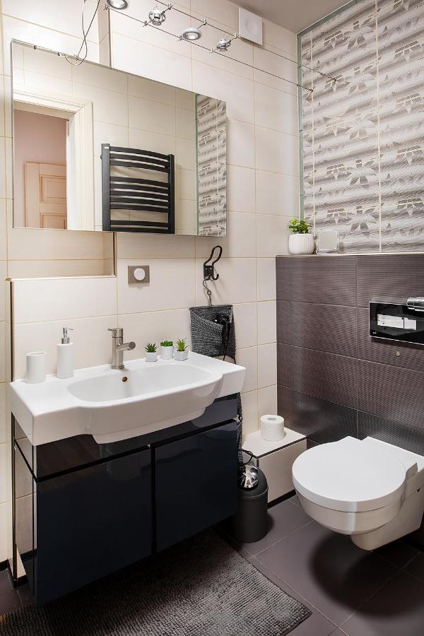 Movie Apartment Jezyce Познань Екстер'єр фото