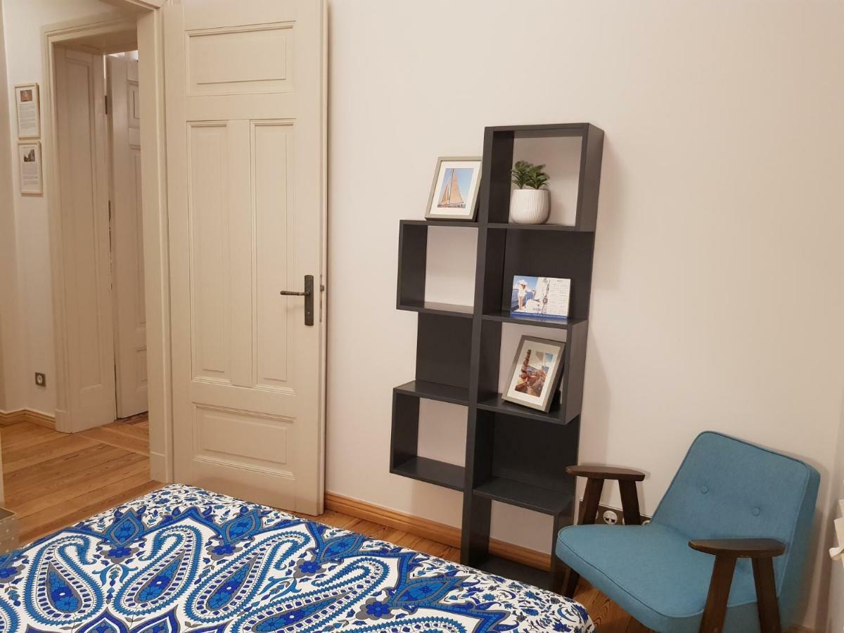 Movie Apartment Jezyce Познань Екстер'єр фото